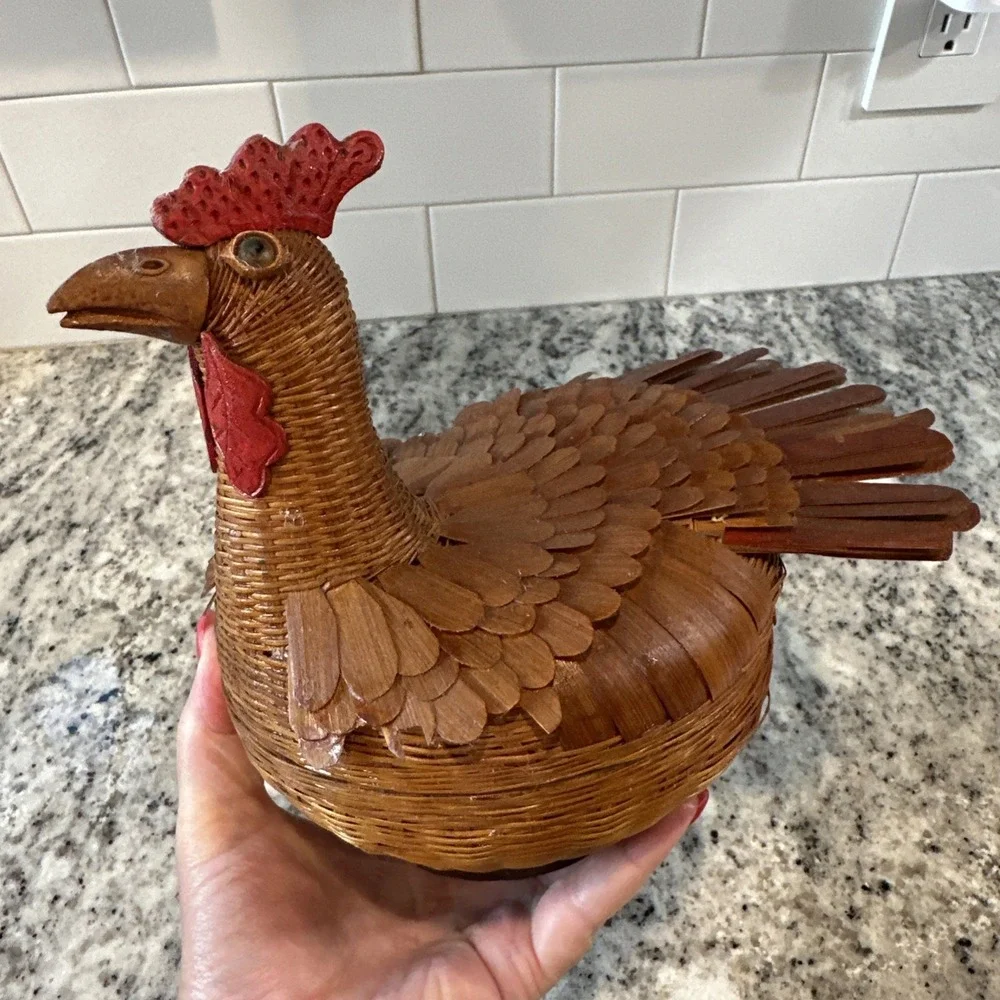 Rooster Wicker Rattan Handmadr Removable Adjustable RARE 70s Vtg